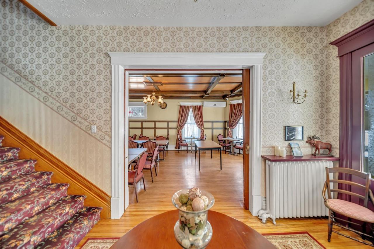 Marmora And Lake Inn And Victorian Diner Kültér fotó
